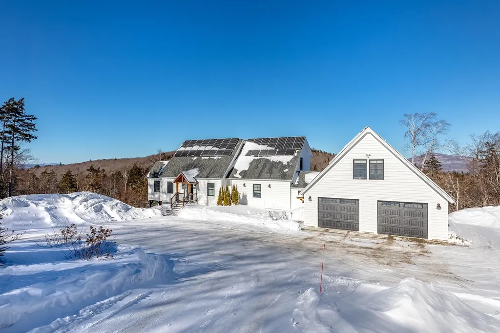 2734 Healdville Road Mount Holly VT 05730