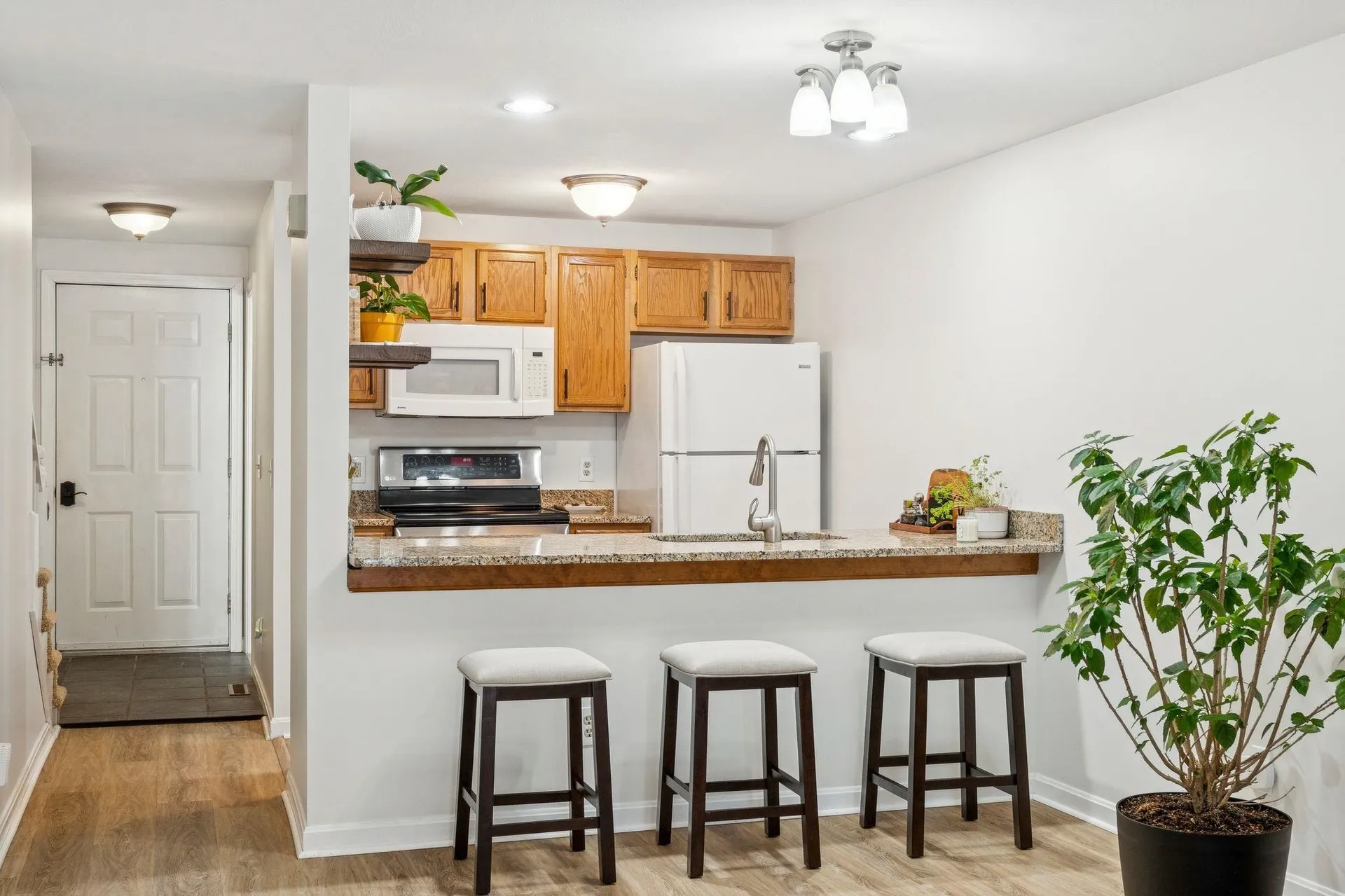 44 Glengarry Drive Stratham NH 03885