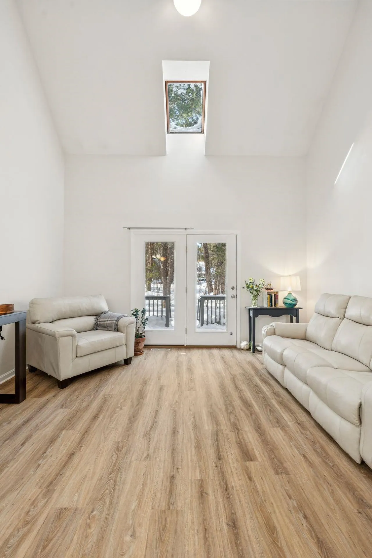 44 Glengarry Drive Stratham NH 03885