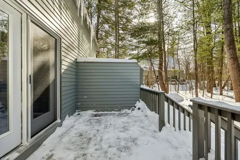 44 Glengarry Drive Stratham NH 03885