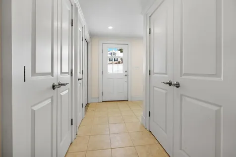 38 Ozzy Lane Hartford VT 05001