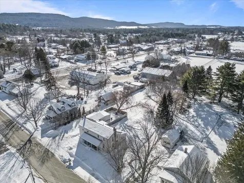 10-12 Lamoille Terrace Milton VT 05468