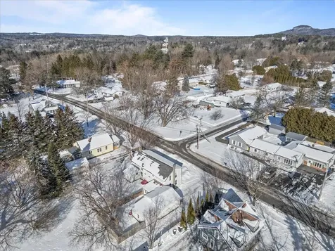 10-12 Lamoille Terrace Milton VT 05468