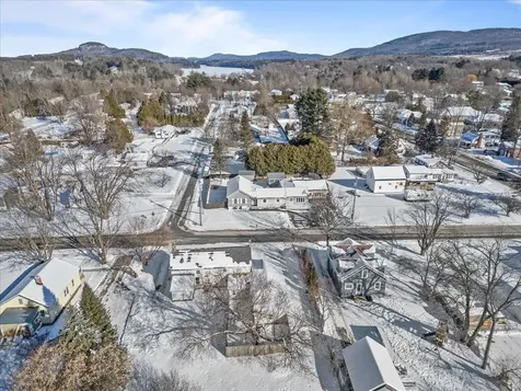 10-12 Lamoille Terrace Milton VT 05468