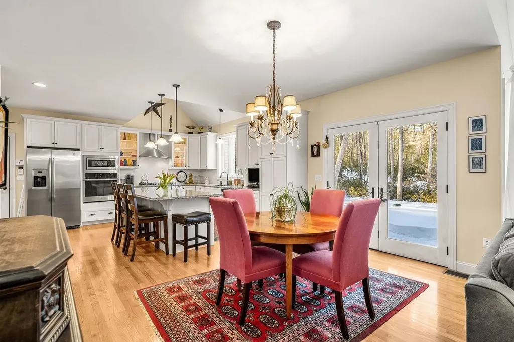 3 Winterberry Road Brookline NH 03033