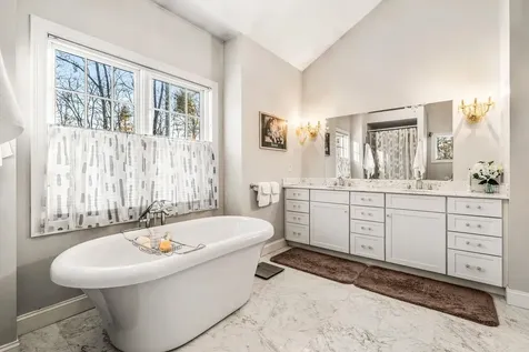 3 Winterberry Road Brookline NH 03033