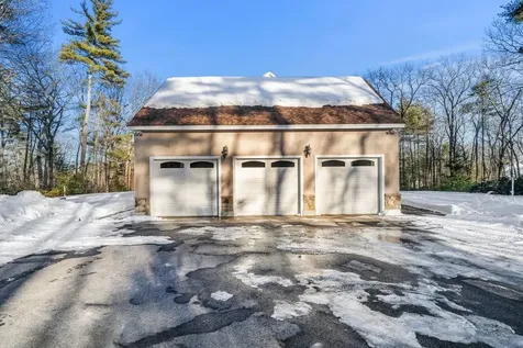 3 Winterberry Road Brookline NH 03033