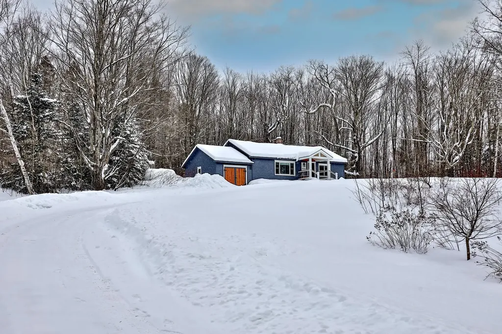 3078 North Hollow Road Rochester VT 05767
