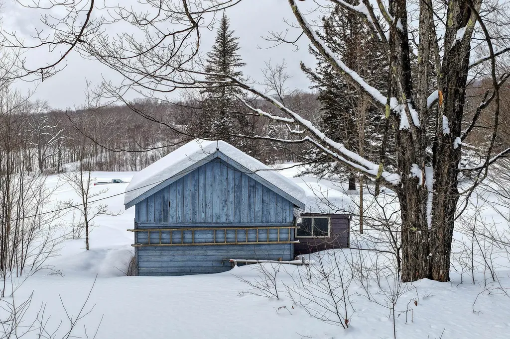 3078 North Hollow Road Rochester VT 05767