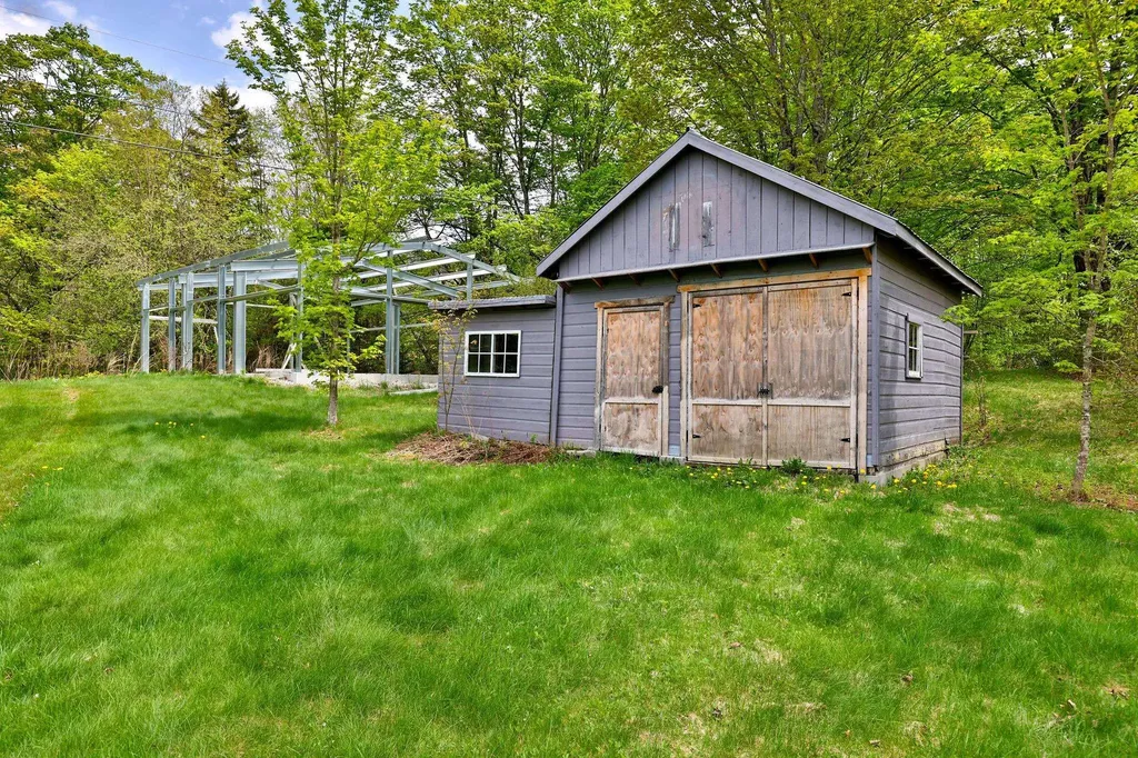 3078 North Hollow Road Rochester VT 05767