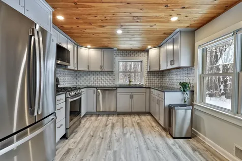 3078 North Hollow Road Rochester VT 05767