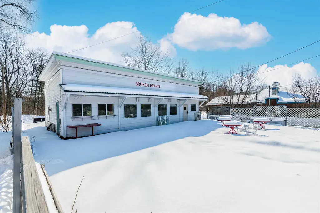 192 Us Route 5n Fairlee VT 05045