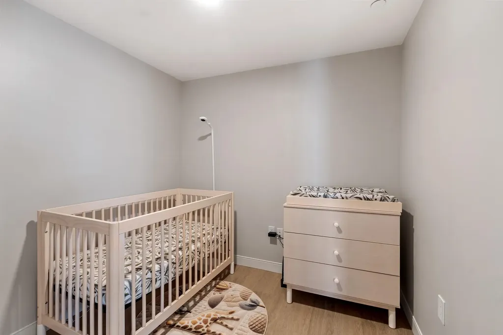 18 Artisan Drive Salem NH 03079-5034