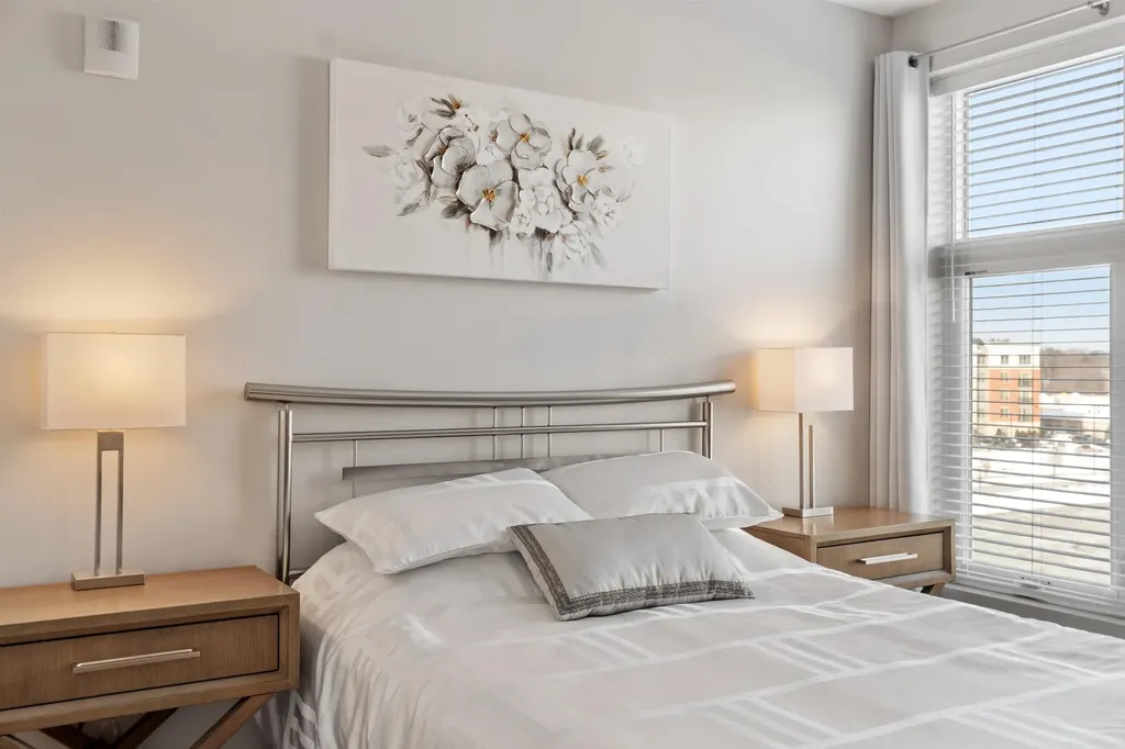 18 Artisan Drive Salem NH 03079-5034