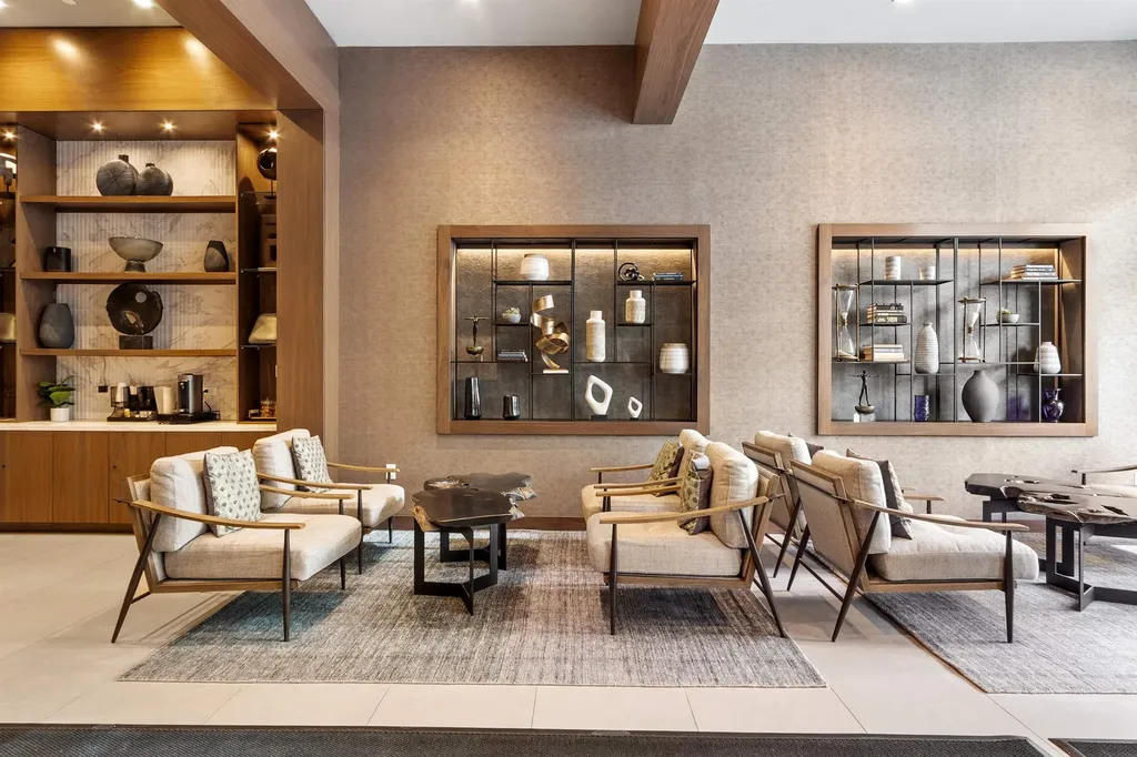 18 Artisan Drive Salem NH 03079-5034