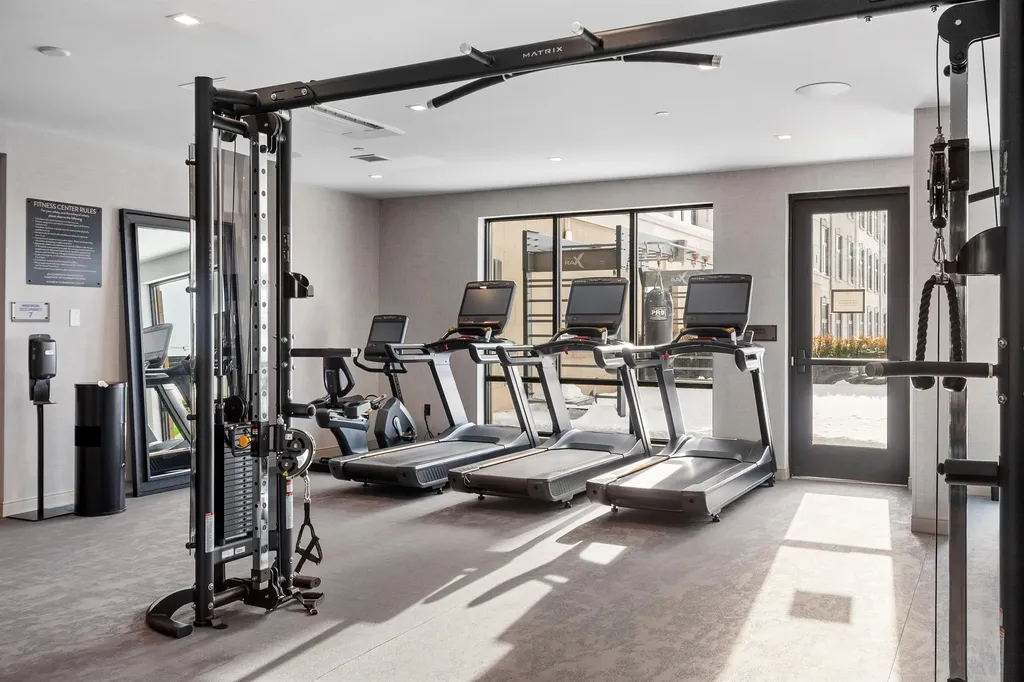 18 Artisan Drive Salem NH 03079-5034