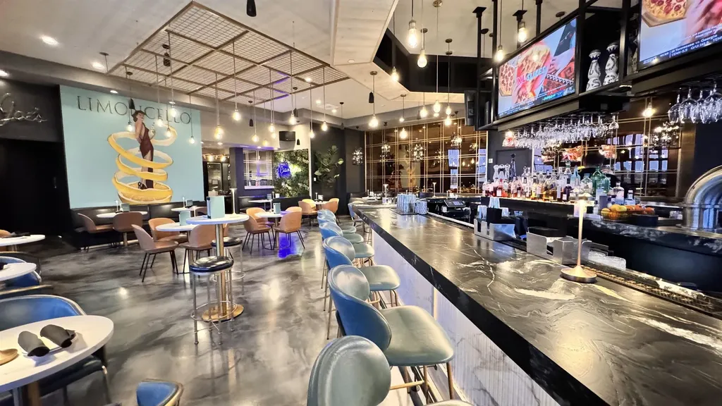 18 Artisan Drive Salem NH 03079-5034