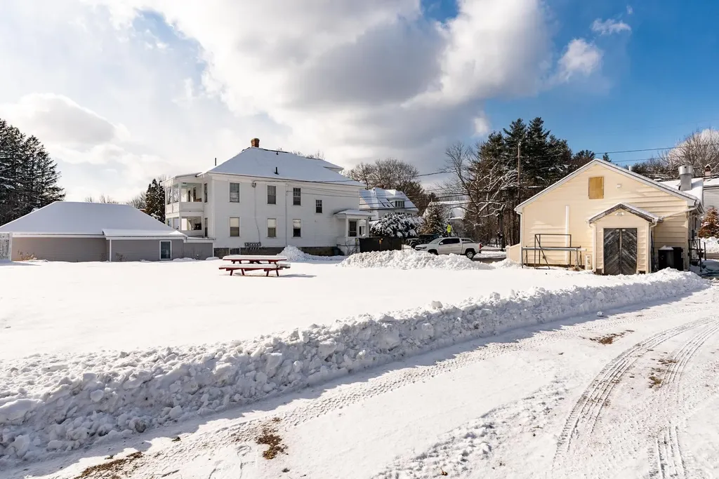 230 High Street Somersworth NH 03878