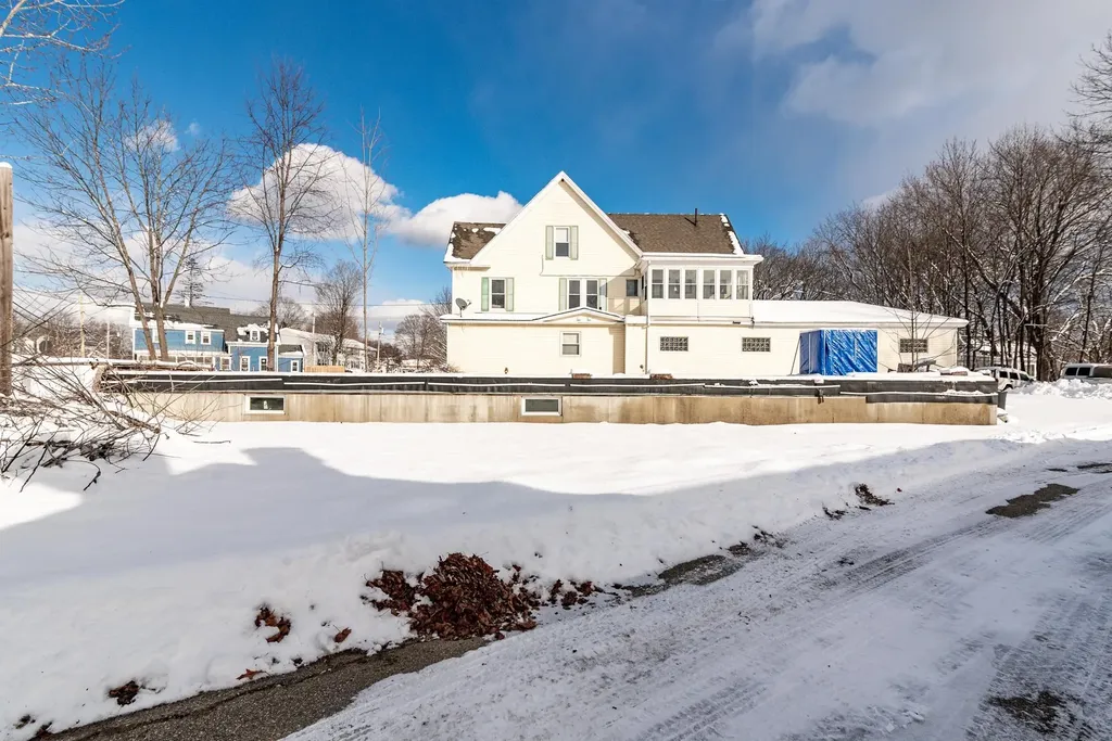 230 High Street Somersworth NH 03878