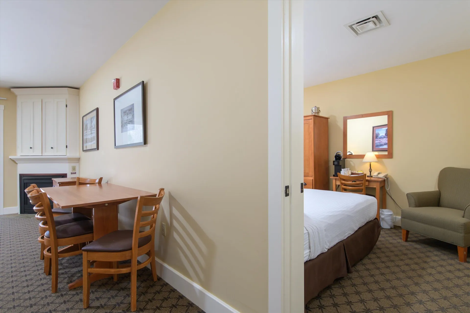 371/373 Qtr. I I I Jackson Gore Inn Ludlow VT 05149