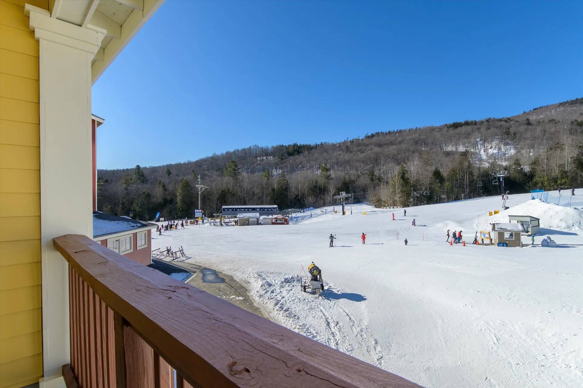 371/373 Qtr. I I I Jackson Gore Inn Ludlow VT 05149