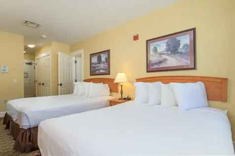 371/373 Qtr. I I I Jackson Gore Inn Ludlow VT 05149