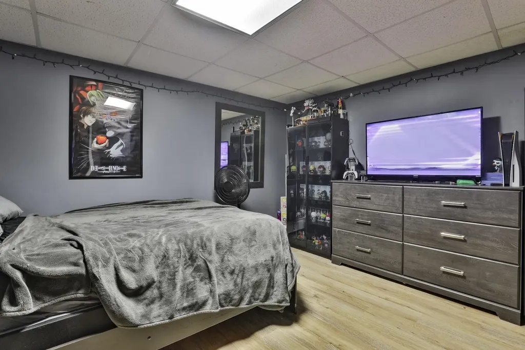 668 West Hollis Street Nashua NH 03062