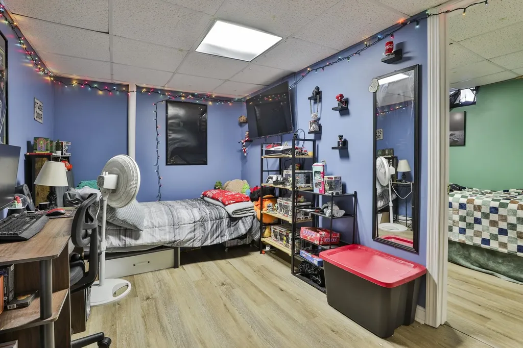 668 West Hollis Street Nashua NH 03062