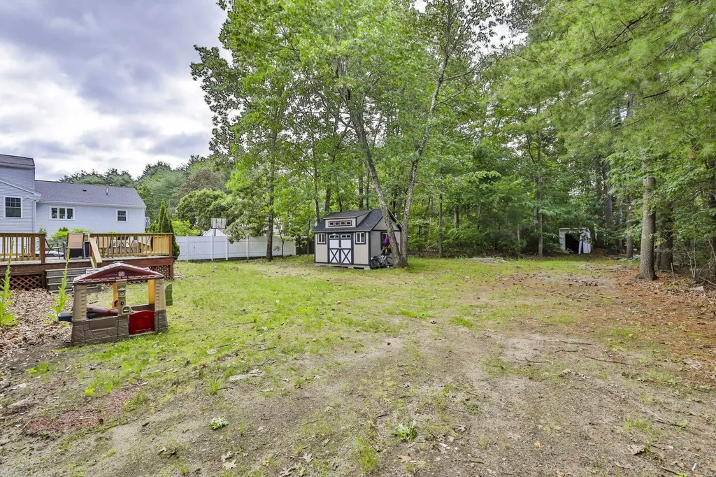 668 West Hollis Street Nashua NH 03062