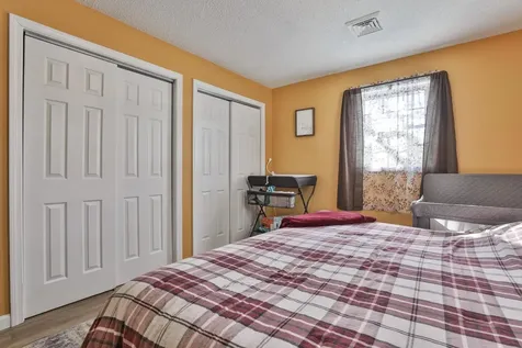 668 West Hollis Street Nashua NH 03062