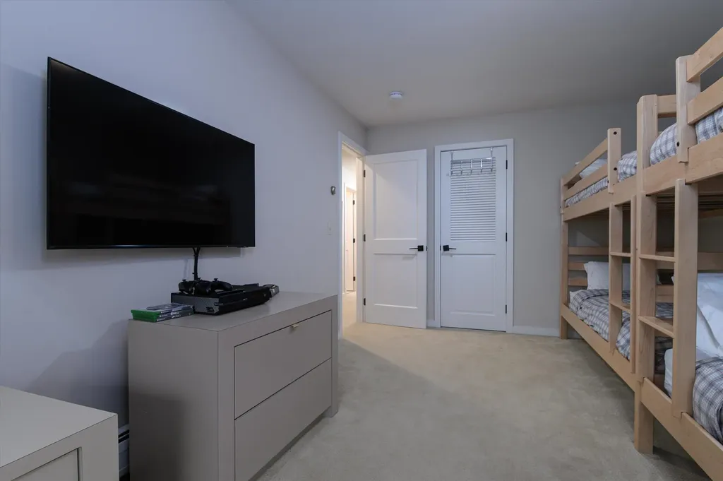 57 Lower Iv Ludlow VT 05149