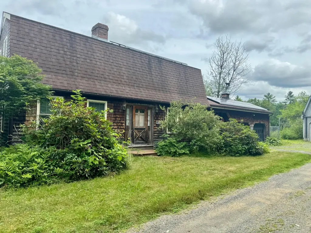 21 Bump Road Westmoreland NH 03467