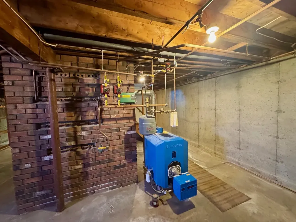 21 Bump Road Westmoreland NH 03467