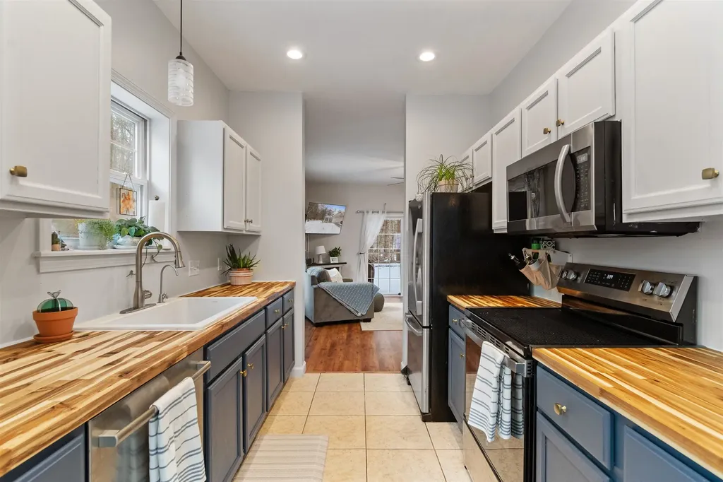 21 Irene Avenue Essex VT 05452