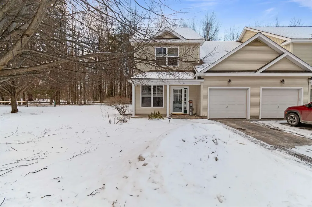 21 Irene Avenue Essex VT 05452