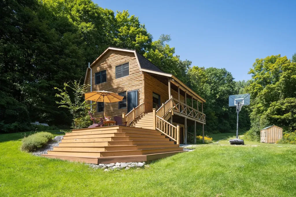 364 Burr Pond Road Sudbury VT 05733