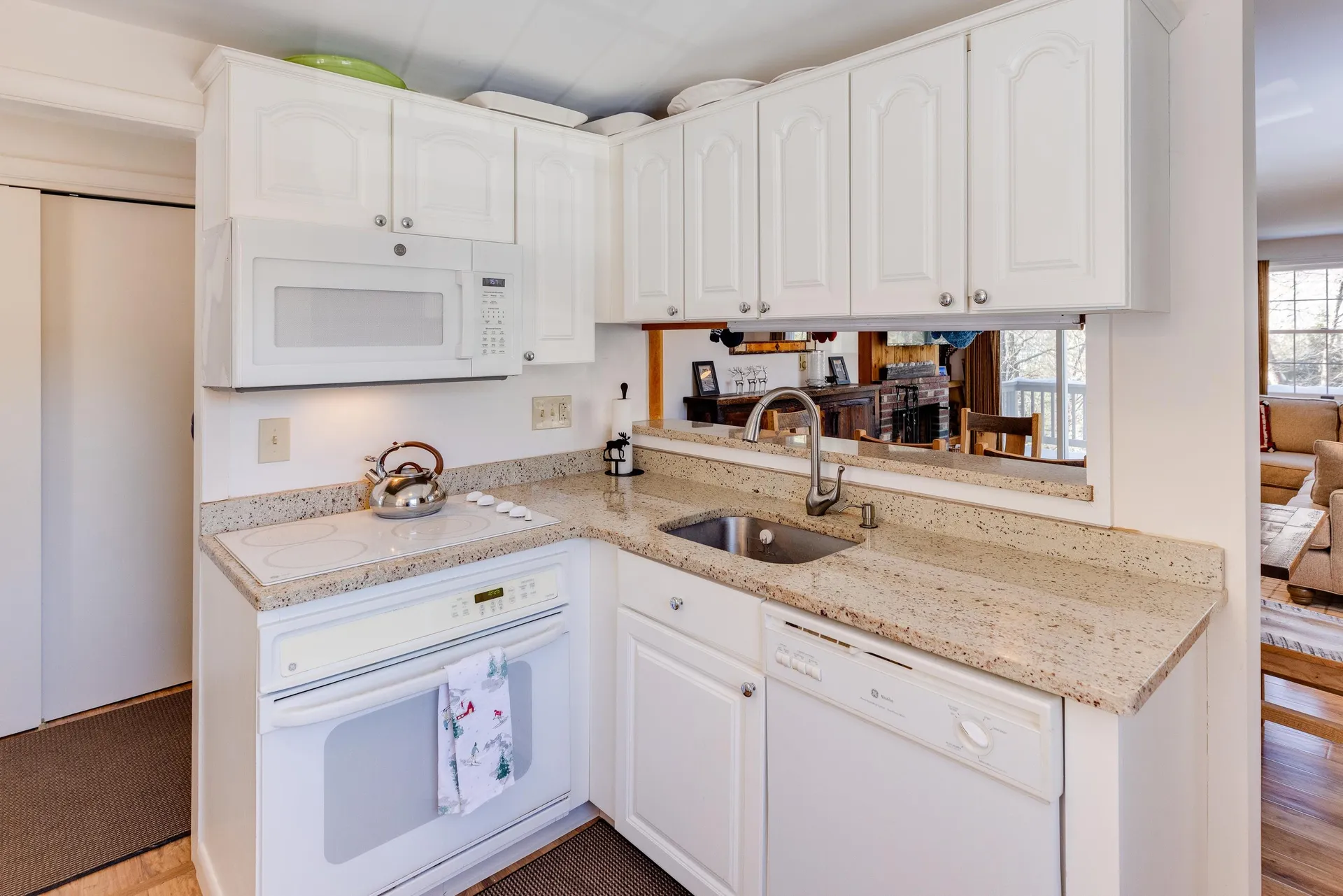 9 Lappin Lane Lincoln NH 03251