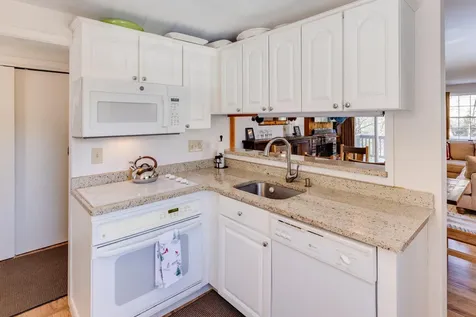 9 Lappin Lane Lincoln NH 03251