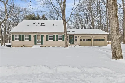 199 Oak Circle Colchester VT 05446