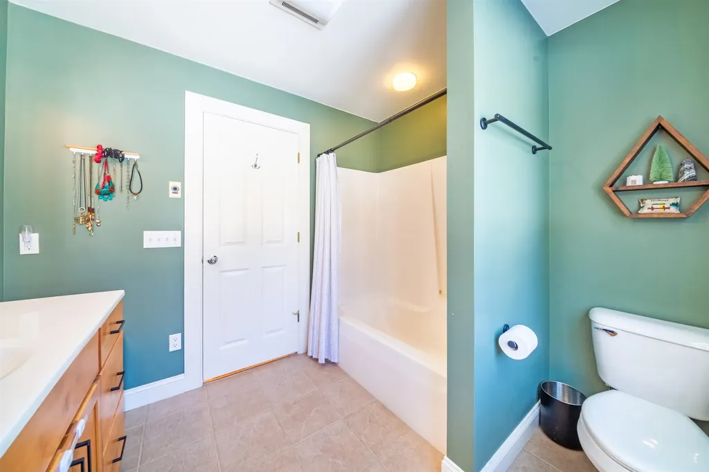 155 Crossroad Waterbury VT 05676