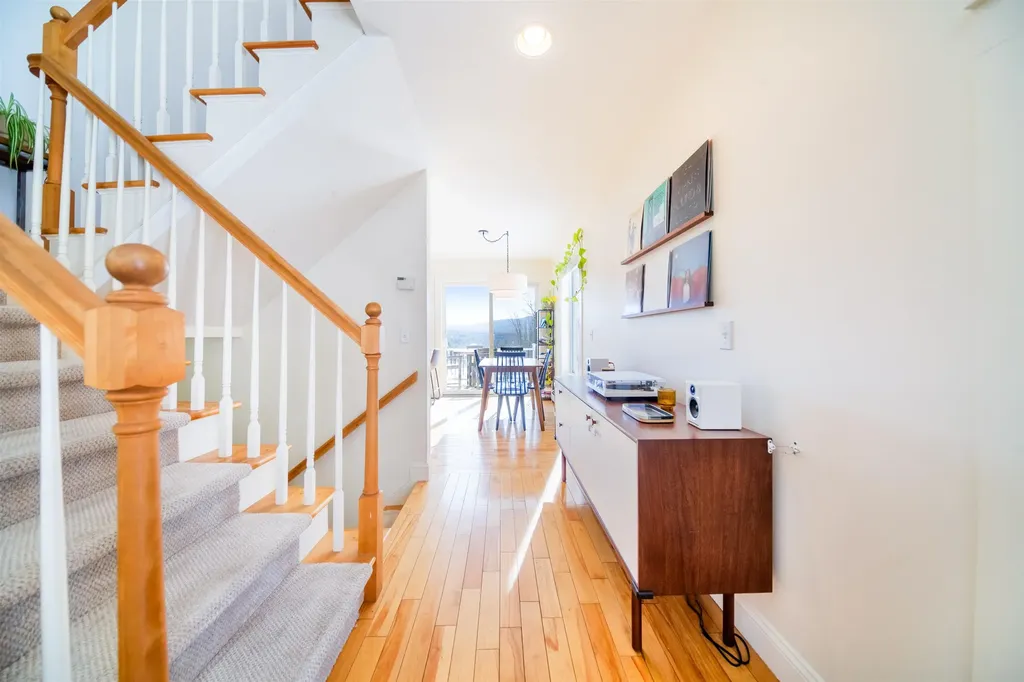 155 Crossroad Waterbury VT 05676