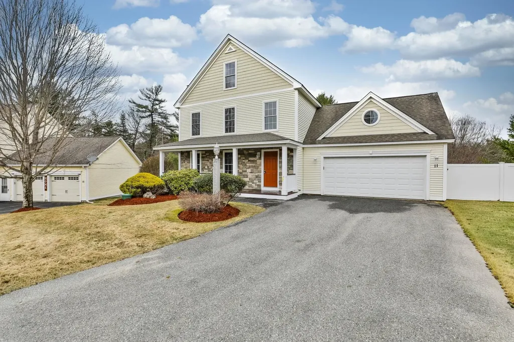 11 Tavernier Way Manchester NH 03109