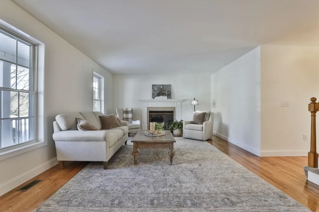 11 Tavernier Way Manchester NH 03109