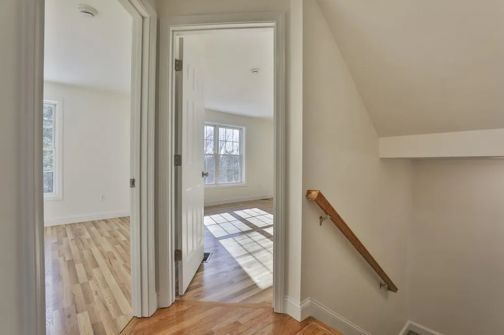 11 Tavernier Way Manchester NH 03109