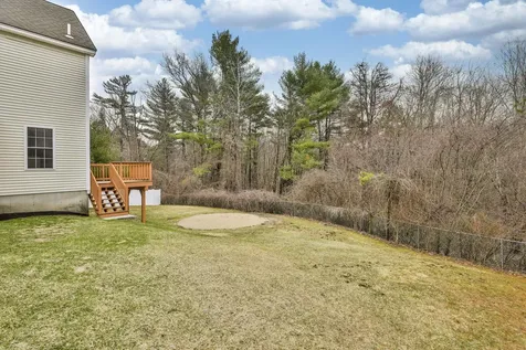 11 Tavernier Way Manchester NH 03109