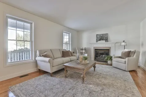 11 Tavernier Way Manchester NH 03109