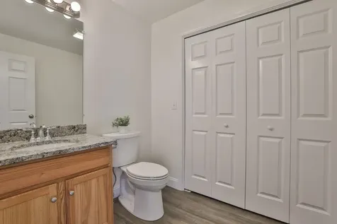 11 Tavernier Way Manchester NH 03109