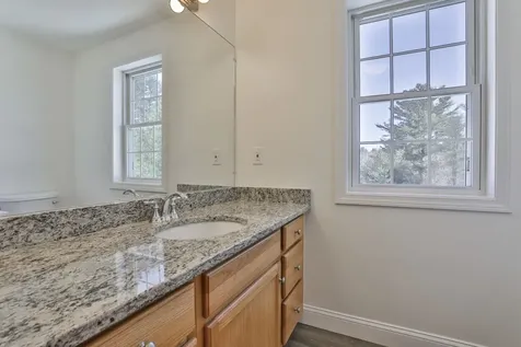 11 Tavernier Way Manchester NH 03109