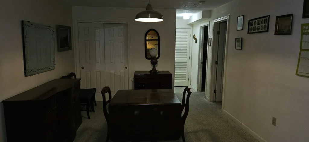 96 River Road Manchester NH 03104