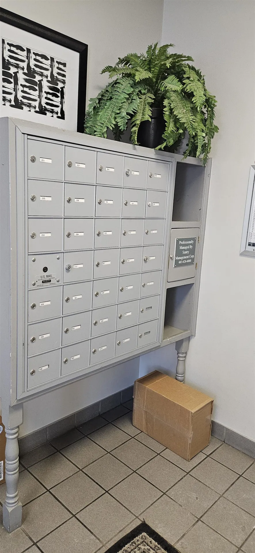 96 River Road Manchester NH 03104